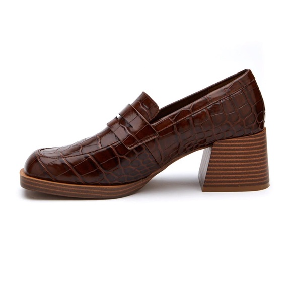 Heeled Mule with Penny Loafer Detail - Picture 2 of 5